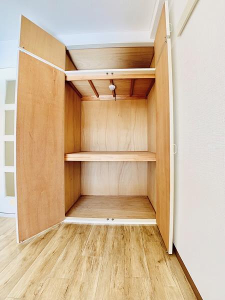 ＩＮＡＢＡビル4階 リビング