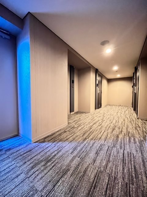 レジディア板橋本町プレイス2階 内廊下