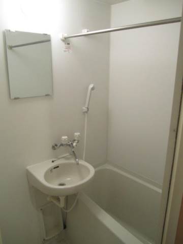 ＰＲＵＮＵＳ南太田1階 部屋その他