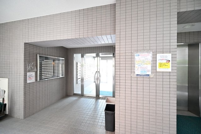 アーバンヒルズ早稲田3階 ロビー