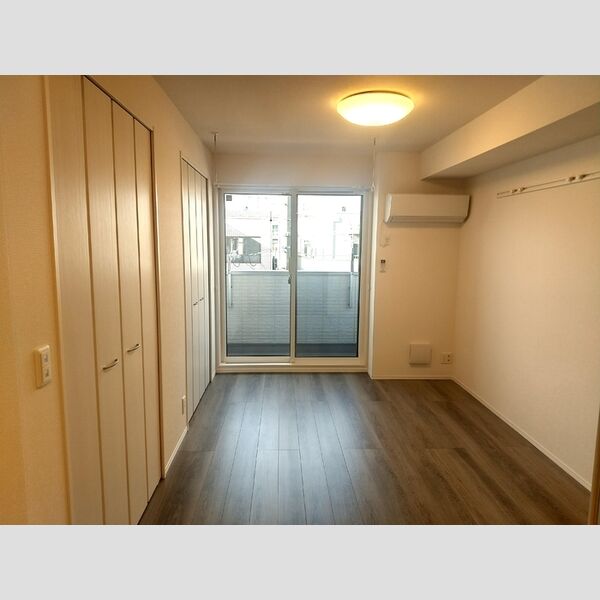 アナシエ亀有303号室 洋室