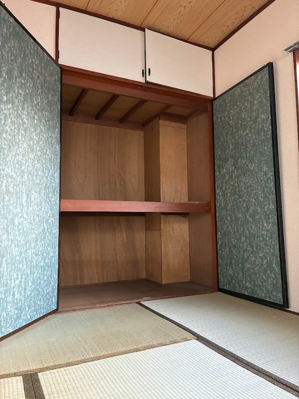 第10オカダビル 収納