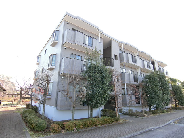 カサベルデポラール 外観