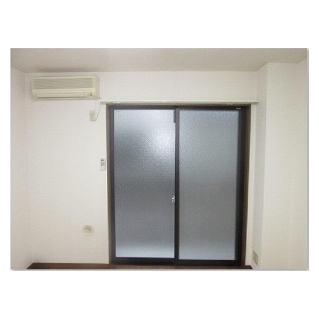 アンプルール フェール コート 内観