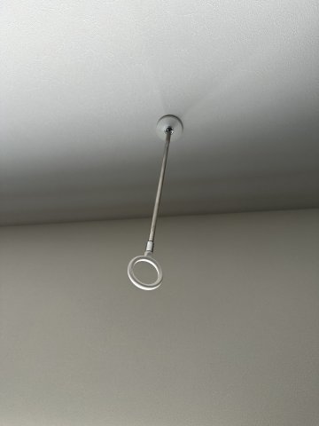 シールーム鵠沼海岸106号室 室内物干しで雨の日も干せます！浴室には浴室乾燥機も付いてます♪