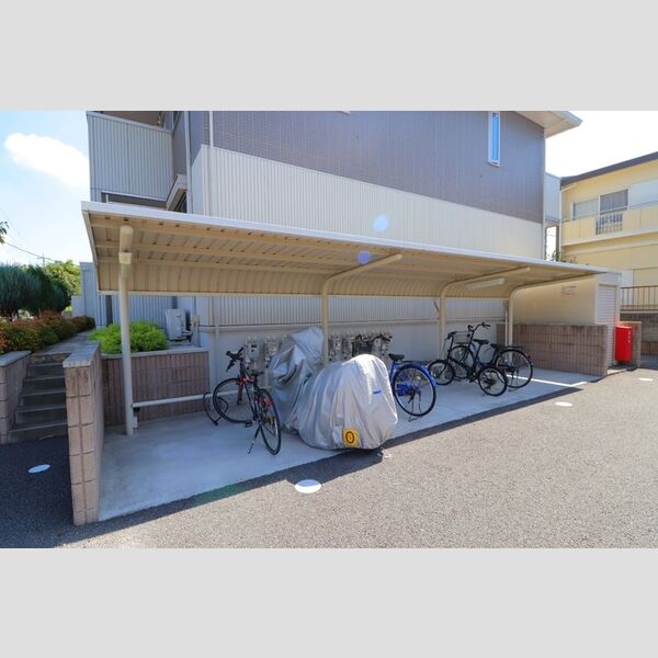 ホジョウレジデンス203号室 駐輪場