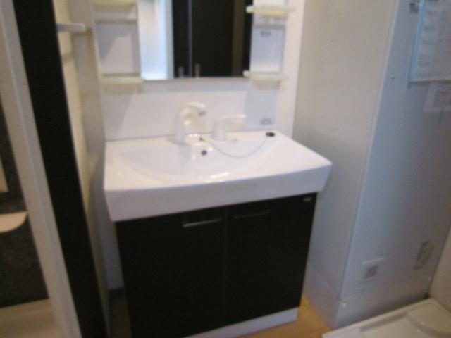 ロワールＦ305号室 洗髪洗面化粧台