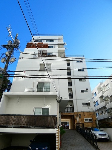 代官山ハイツ 建物外観　別角度