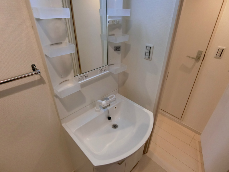 リブリ・ルアージュ学園東2階 洗面