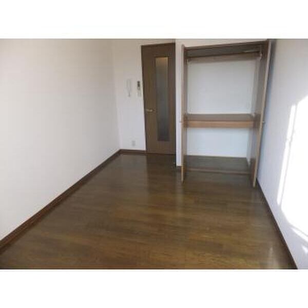 BROWNHOMES205号室 リビング