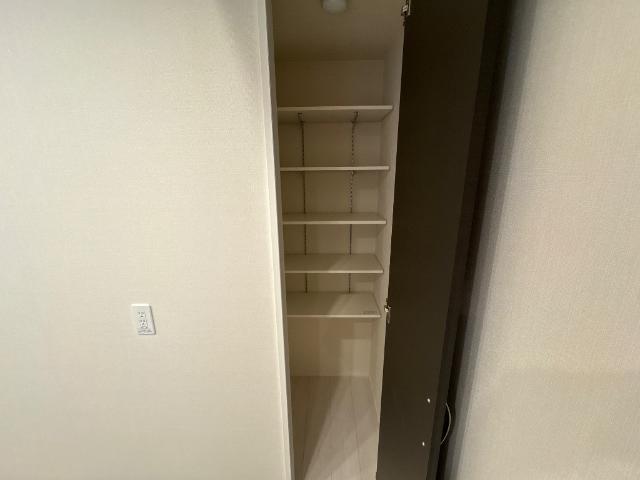 ｓｕｎｓｈｉｎｅ　ｒｅｓｉｄｅｎｃｅ105号室 リビング