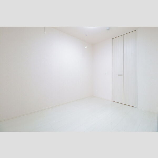 roi del'ours　Ⅲ 洋室