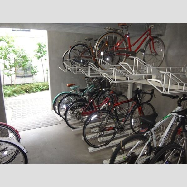 カスタリア森下Ⅱ0903号室 駐輪場