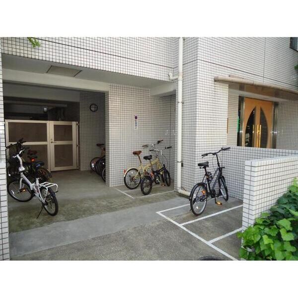 エクセシオーネ目黒501号室 駐車場