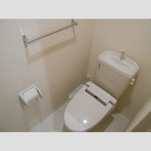 ヘリオス吉川美南　プルートーン 温水洗浄暖房便座