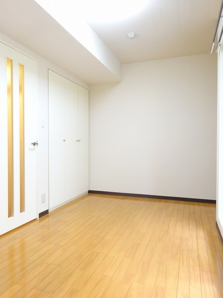 パレ・ホームズ大岡山 リビング