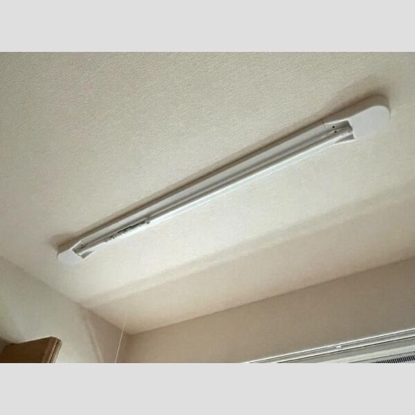 プランドールN Ⅱ305号室 室内物干し