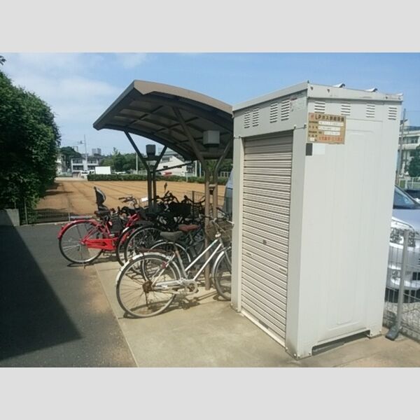 グランドソレーユⅡ 駐輪場