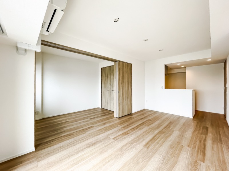 ドゥーエ王子神谷10階 リビング