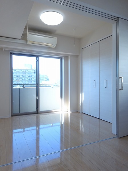 日神デュオステージ蓮根 リビング