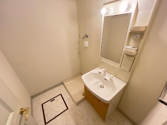 グリーン・ガーデン 洗面