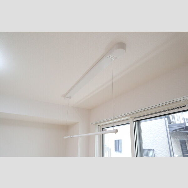 メゾン エスポワール 室内物干し