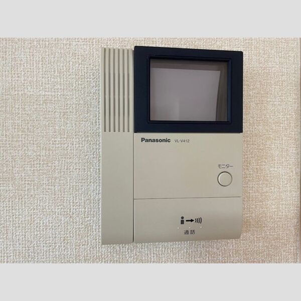 ボヌール201号室 TV付きインターホン