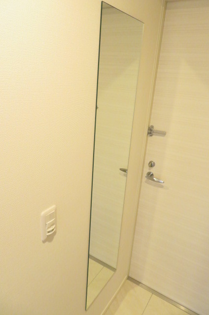 ガーラ・プレシャス赤坂見附303号室 内観