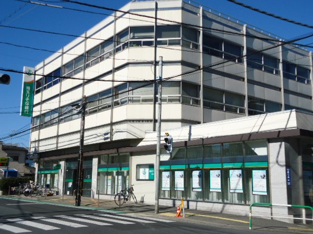 サニーアップヒルズ堂山 埼玉りそな銀行朝霞支店まで1,227ｍ