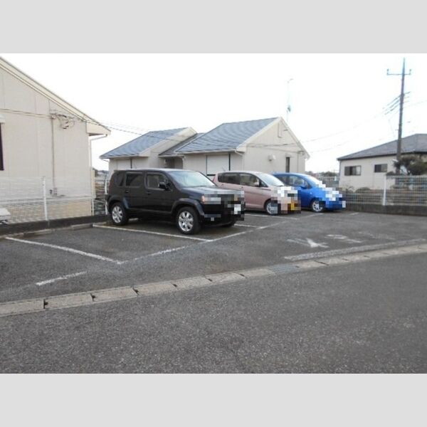 セジュール新八柱　B 駐車場