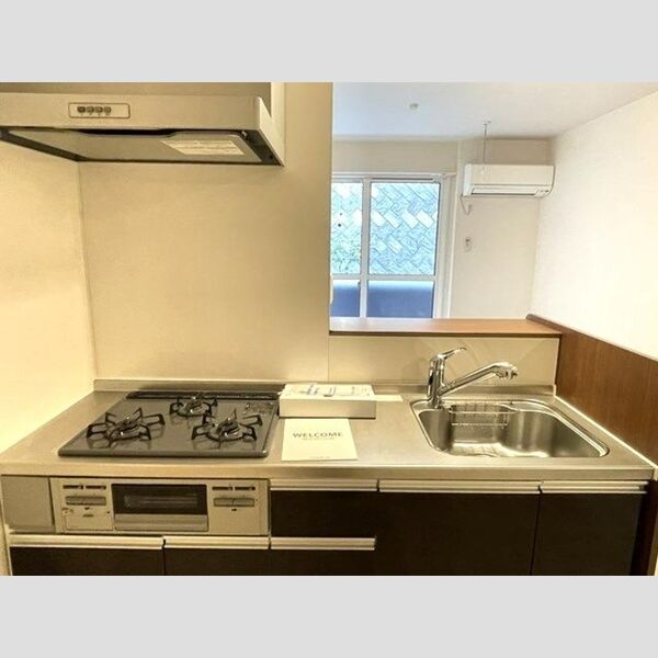 ライフマンションA・B　B105号室 キッチン　3口コンロ