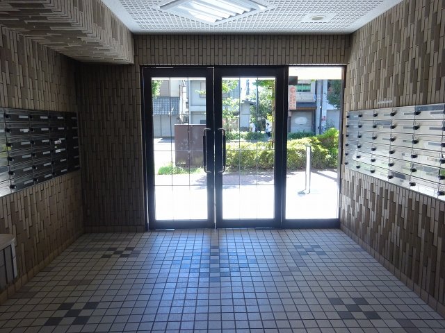 ライオンズマンシヨン八王子第二803号室 ロビー