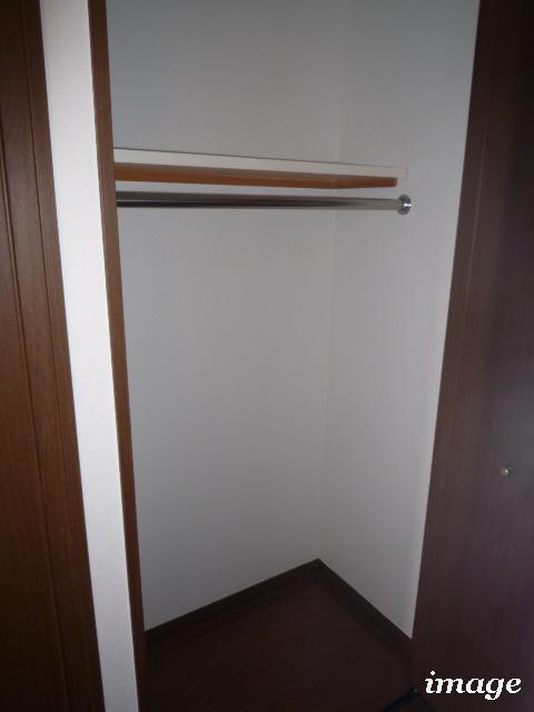 ガラ・ステージ目白台8階 クローゼット