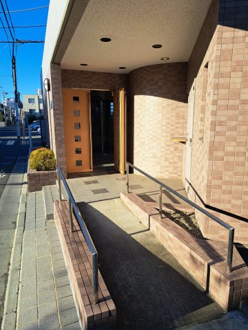 プレジールカネノ0207号室 エントランス