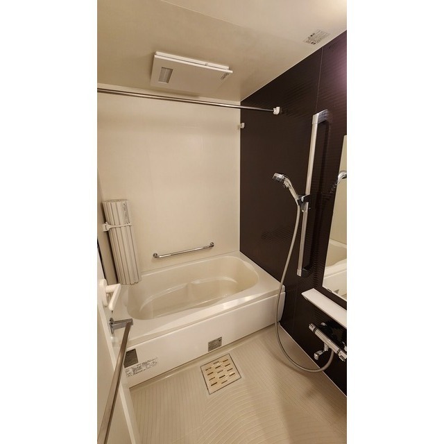 ティモーネ　上野の森ノルド 内観