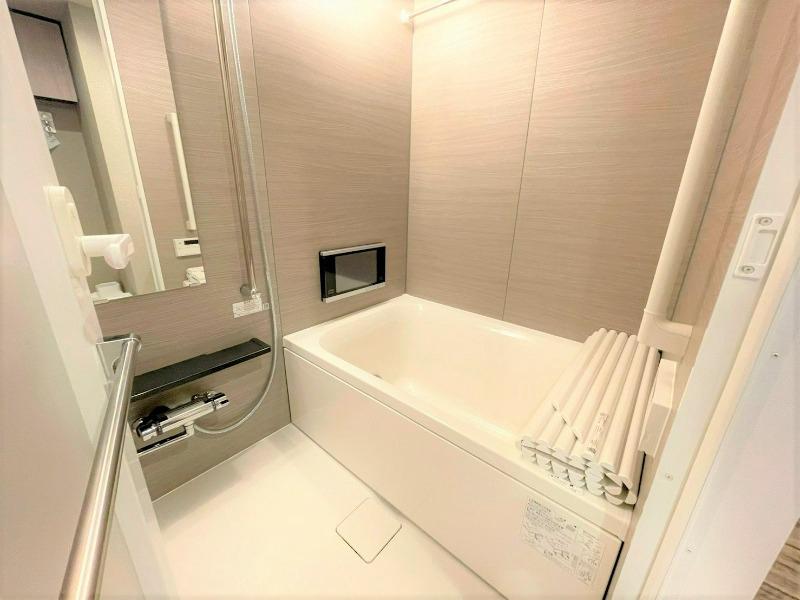 レーベン鶴瀬 Artifact お風呂