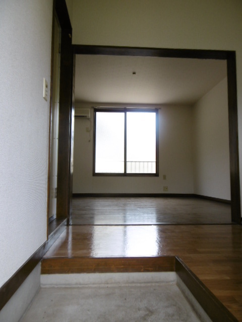 第２シルクロードハイツ0210号室 玄関