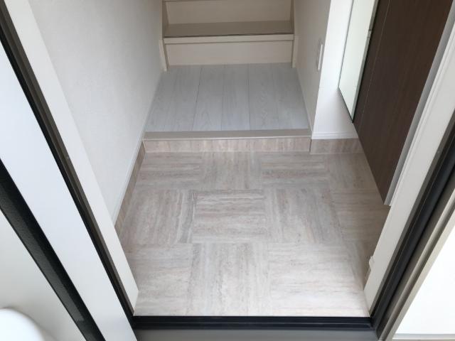 ラヴィエール 玄関