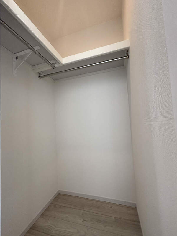 リブリ・北綾瀬1階 収納