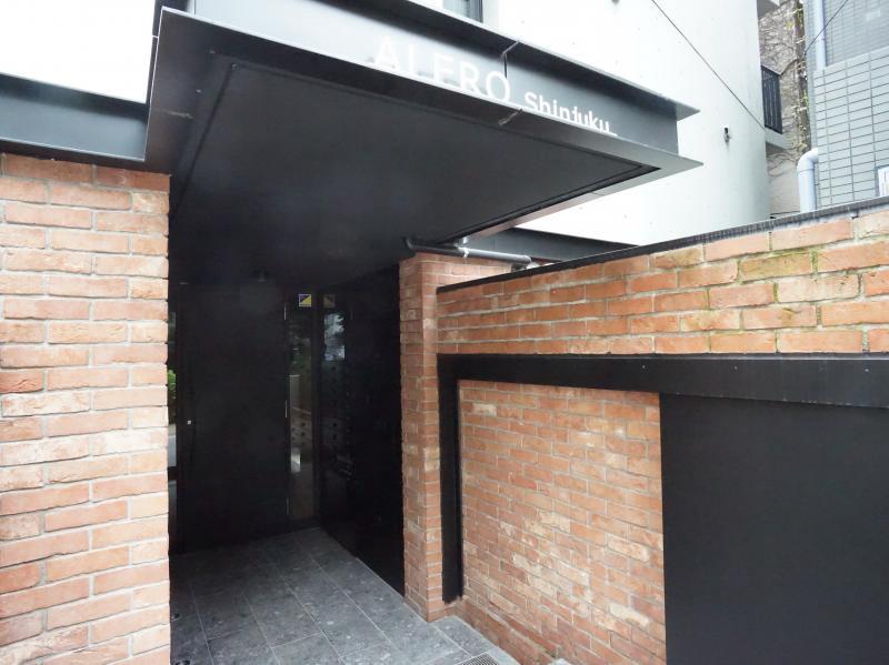 ルクレ東新宿 エントランス