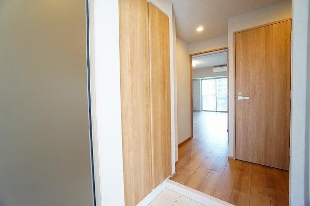 リテラス南千住サウス7階 玄関