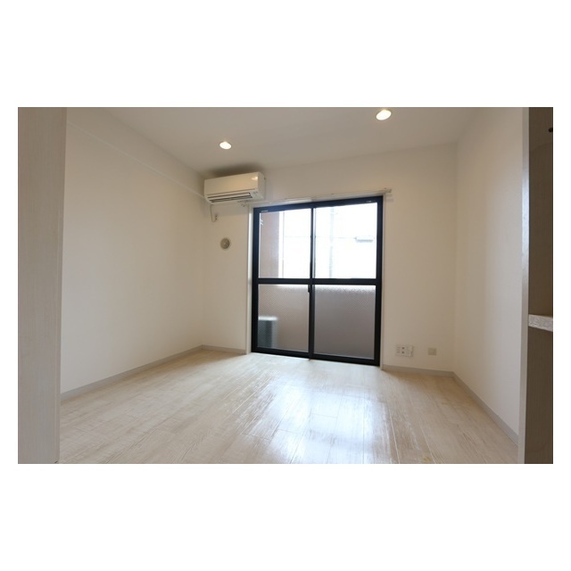 エクレールアクシス 内観