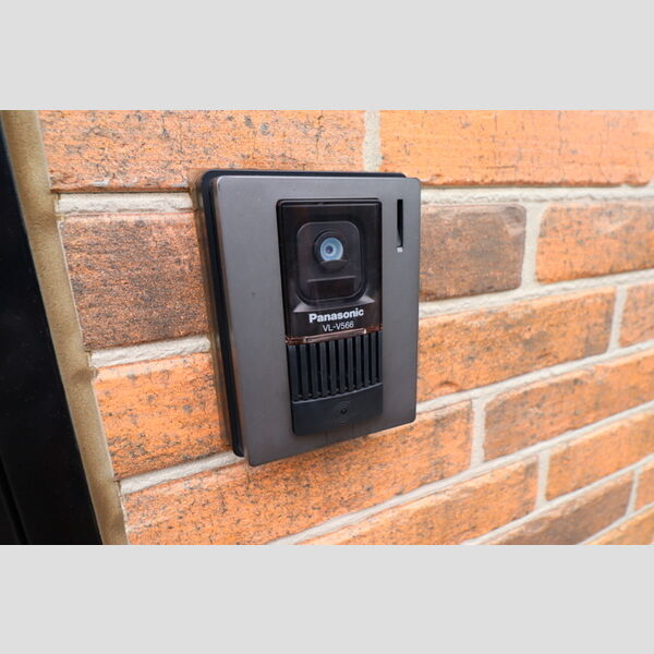 如月202号室 モニター付きインターホン