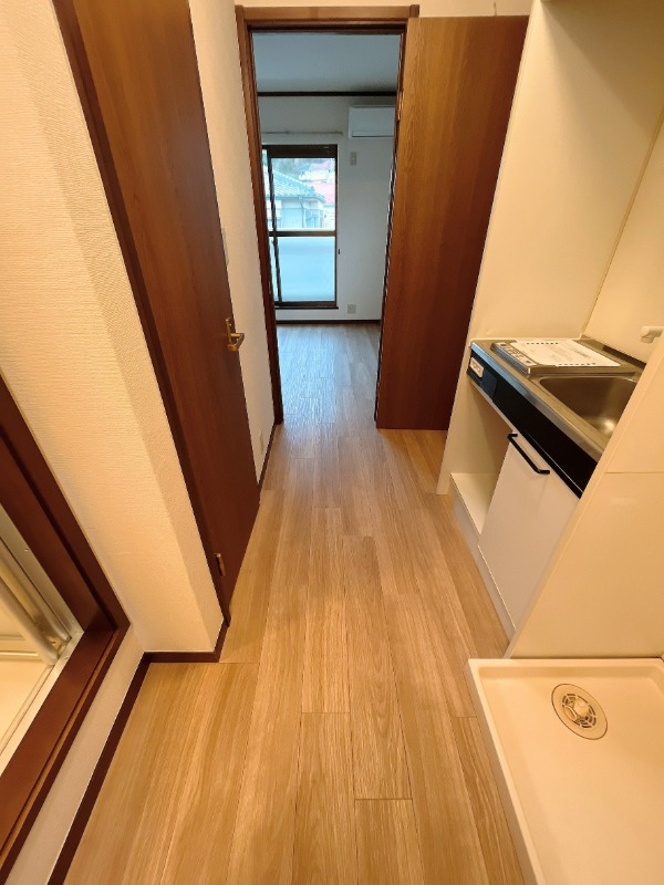 フローラマツノⅡ2階 フローリング　室内明るいです♪