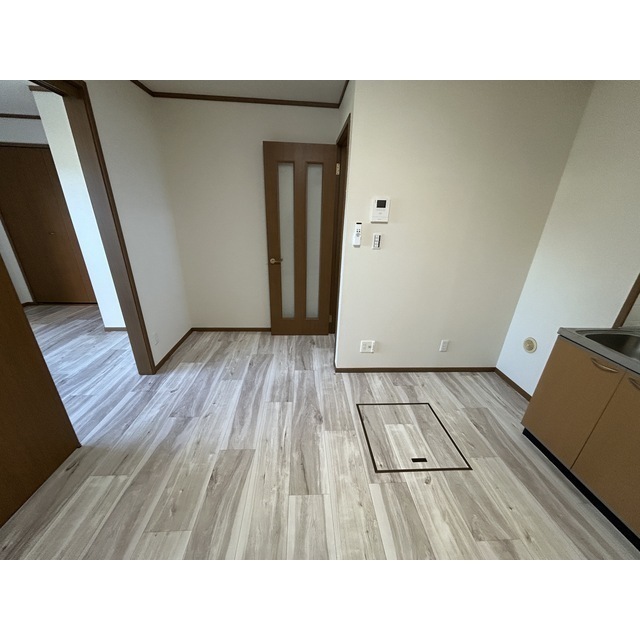 サニービレッジ1番館104号室 内観