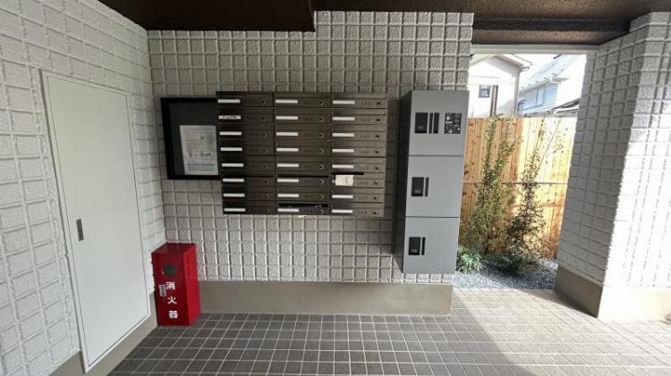 Grand Value 小日向(旧シャルム小日向)3階 エントランス