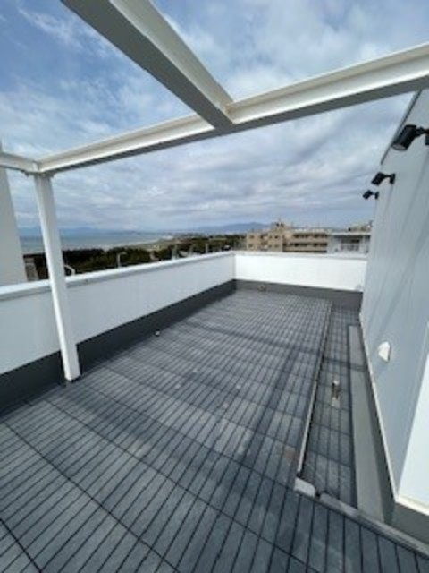 片瀬海岸３丁目戸建0001号室 バルコニー