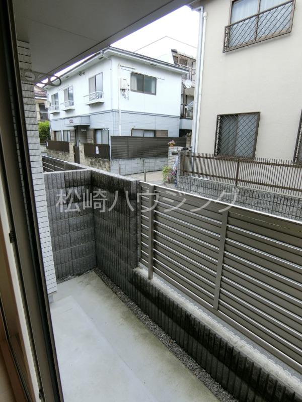 フェリーチェ中野 バルコニー