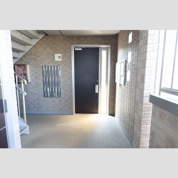 メゾンベール105号室 ホール