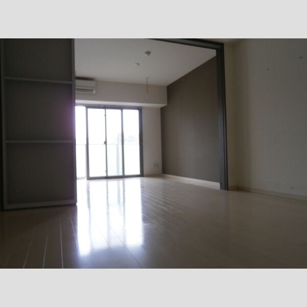 ノーブルヒルズ0701号室 洋室